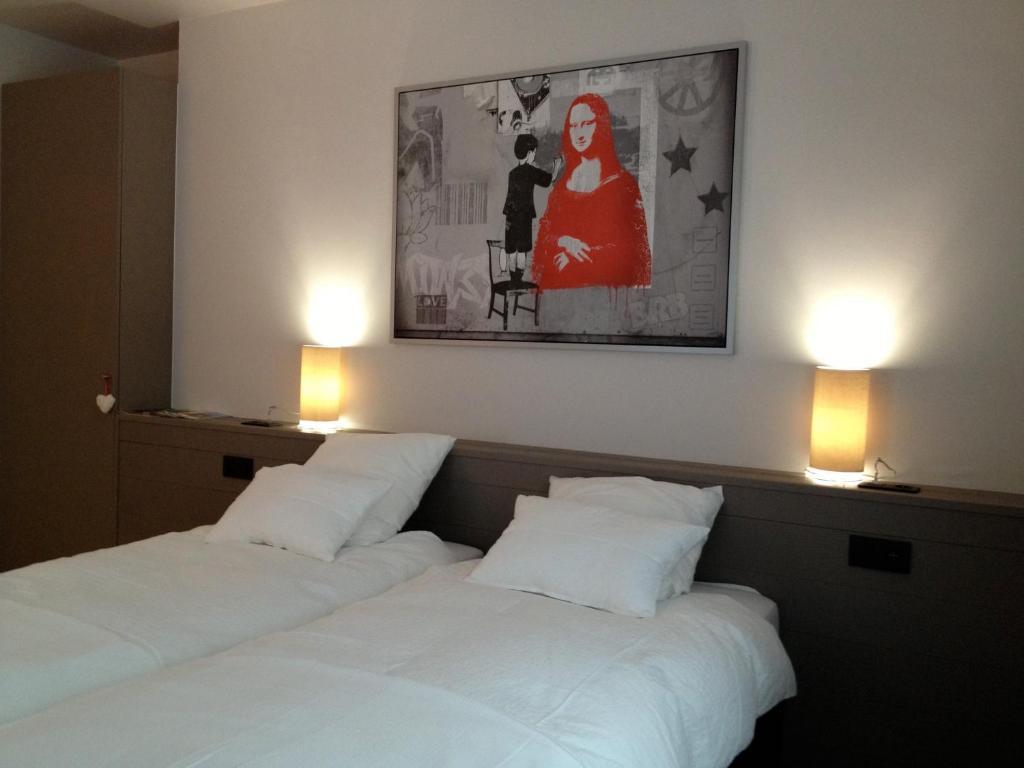 Guesthouse Au Coin De La Rue Malmedy Esterno foto